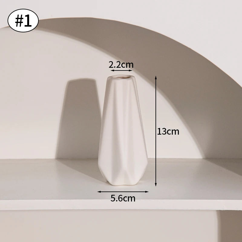 Atelier Mini Vase, twist